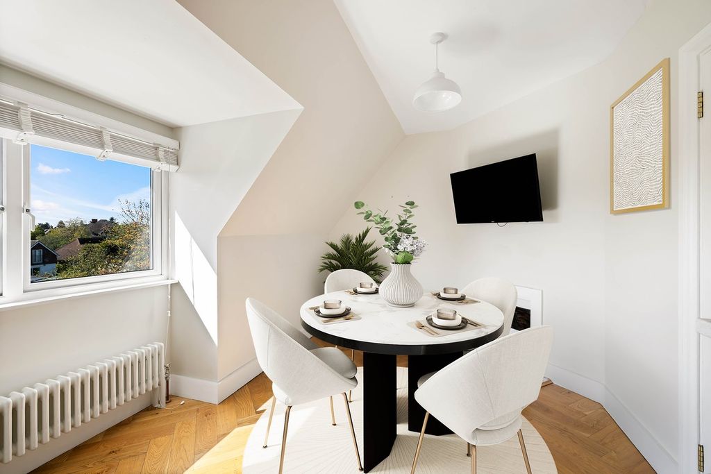 Additional image 8 of 2 bed flat for saleGodwyn Road, Folkestone CT20