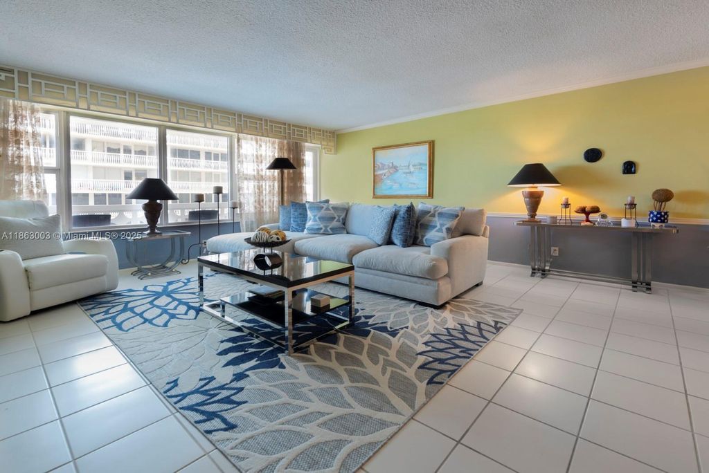 Property photo 2 of 20 <Alttext/>