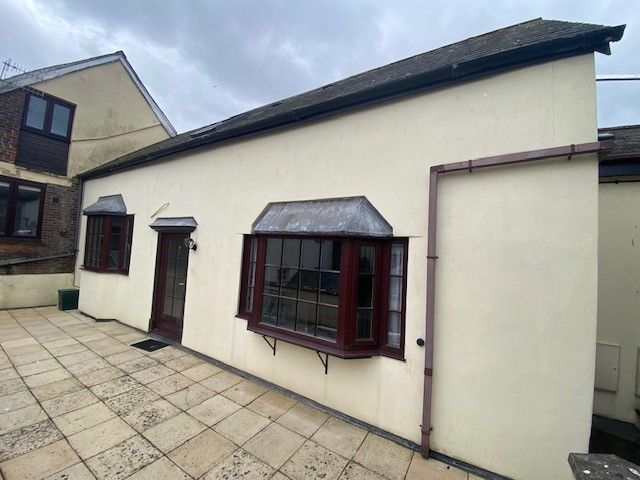 Property photo 2 of 17 1