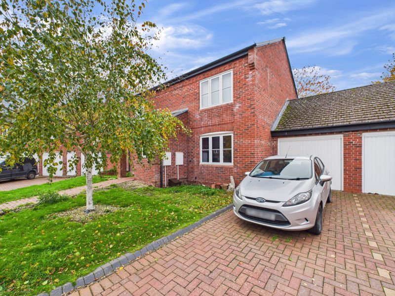 Property photo 1 of 14 Photo 3