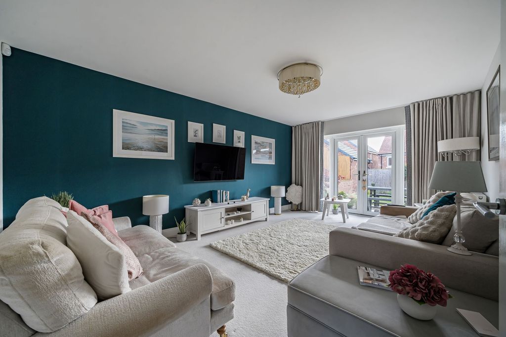 Property photo 2 of 24