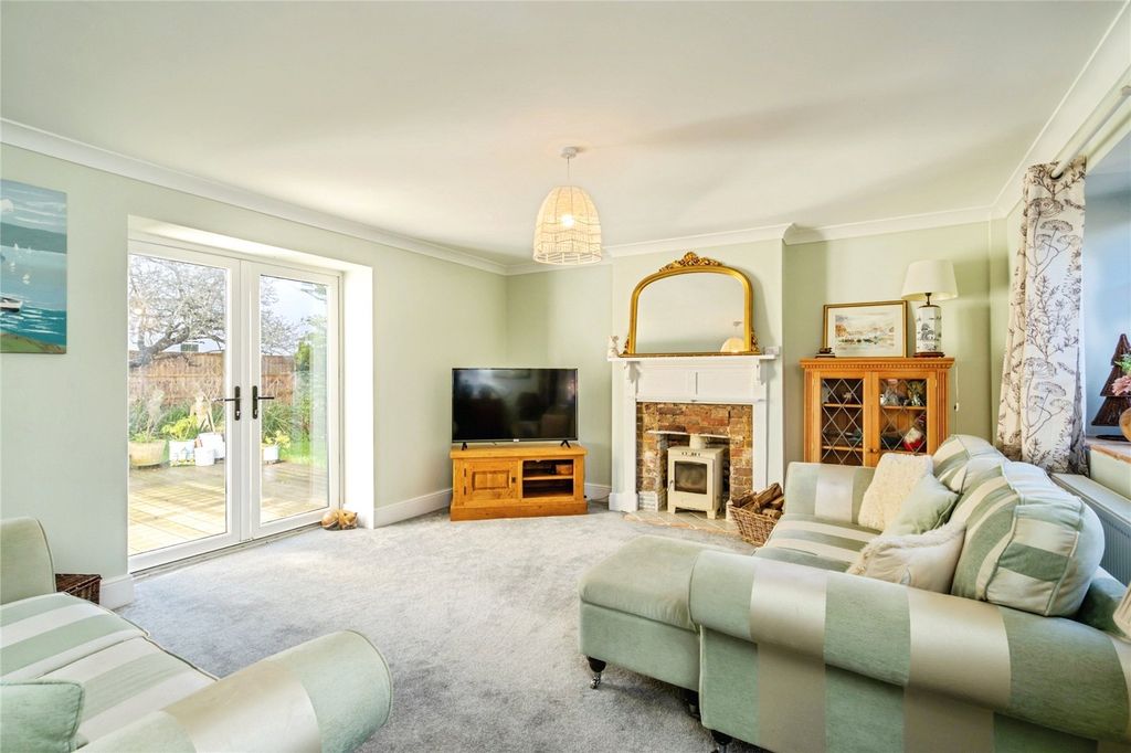 Property photo 3 of 22 Picture No. 15