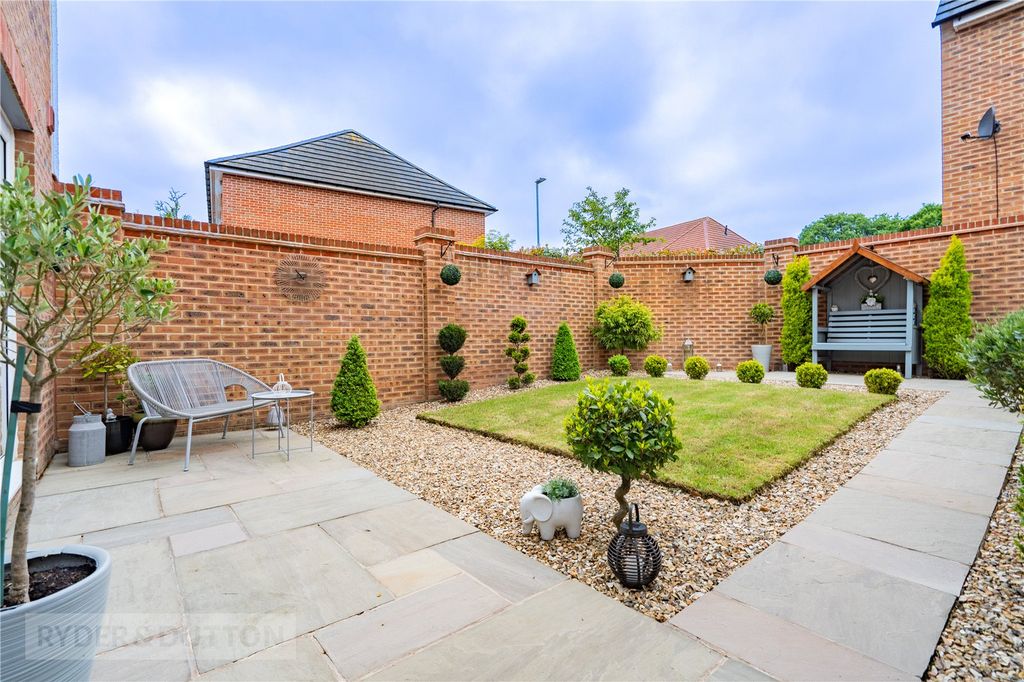 Property photo 3 of 24 Rear Garden