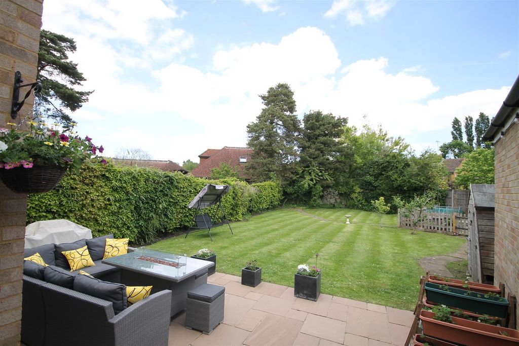 Property photo 2 of 16 .Maygarden.Jpg