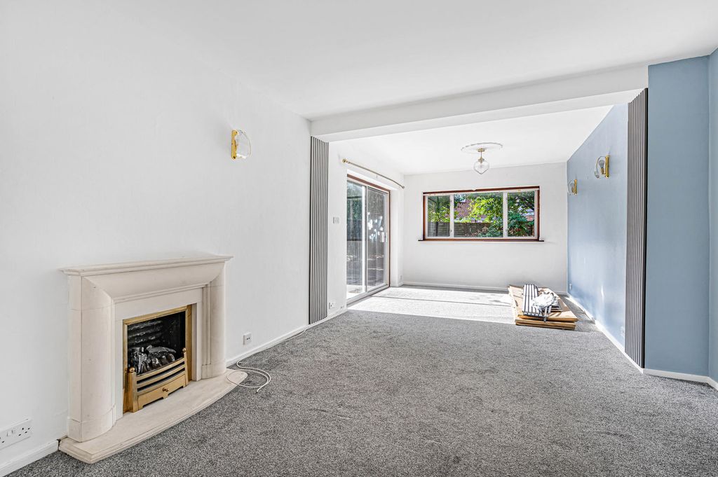 Property photo 2 of 17 Reception Room