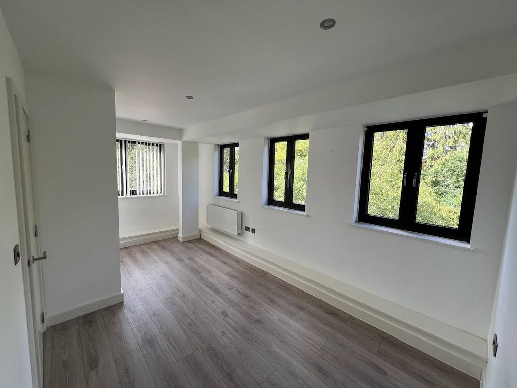 Property photo 2 of 6 Img_9580.Jpg