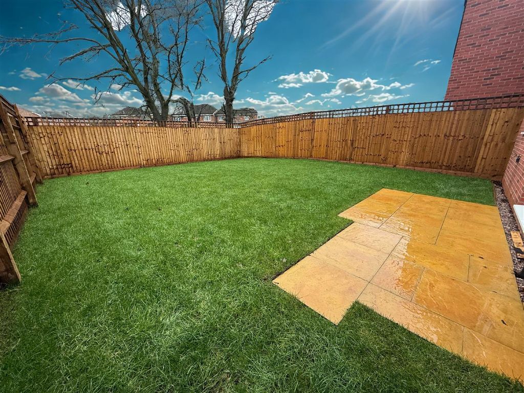 Property photo 2 of 13 Untitled Design.Png