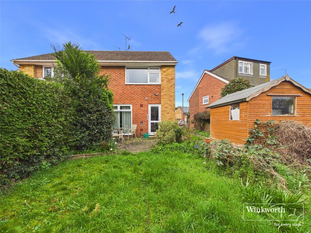 Property photo 2 of 17 Picture No. 04