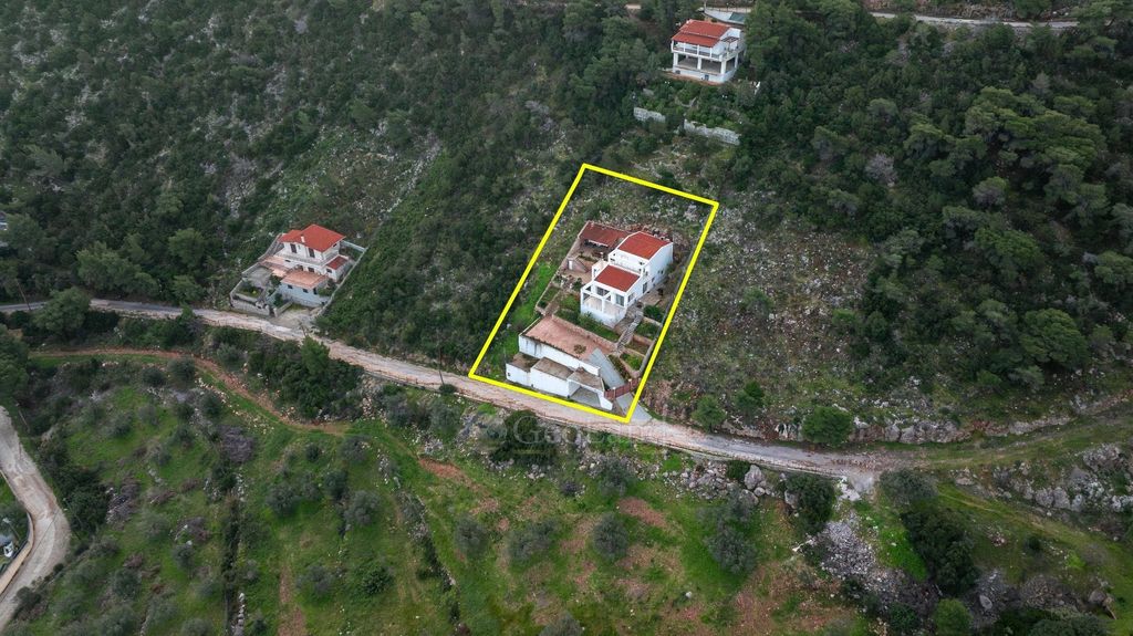 Property photo 2 of 29