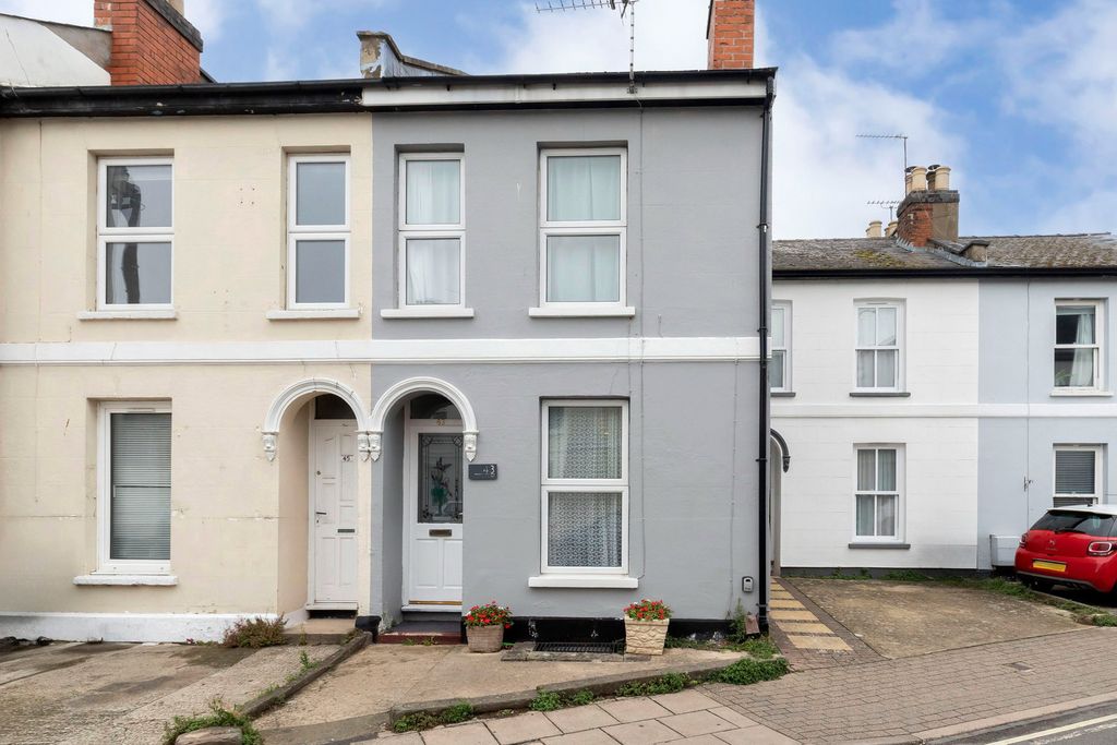 Property photo 1 of 17