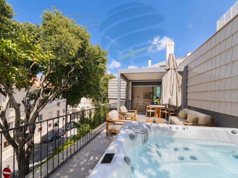Property photo 3 of 37