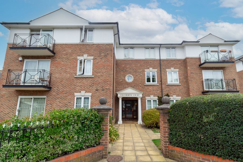 Property photo 1 of 9