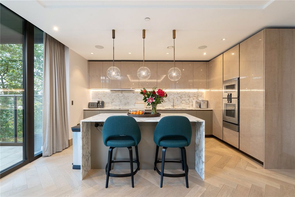 Property photo 3 of 17 Picture No. 22