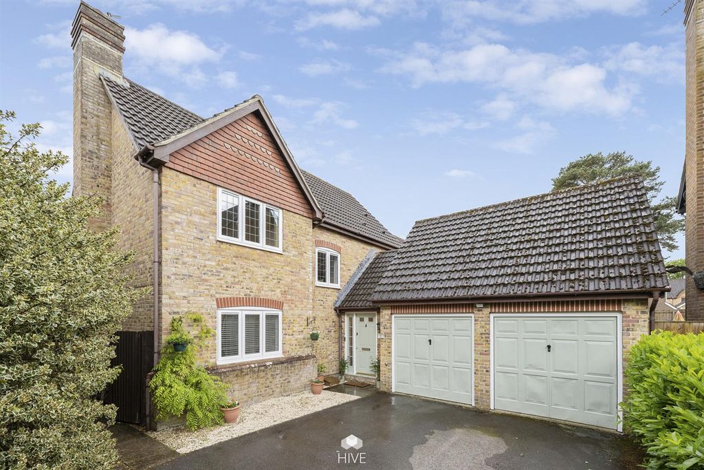 Property photo 1 of 27