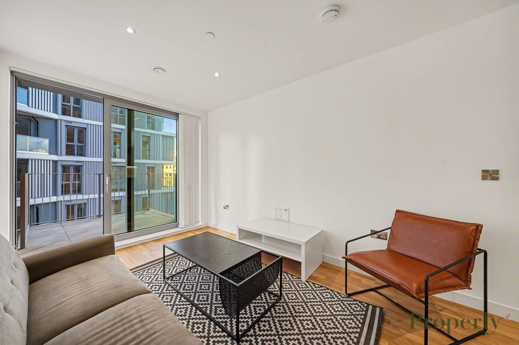 Property photo 3 of 10