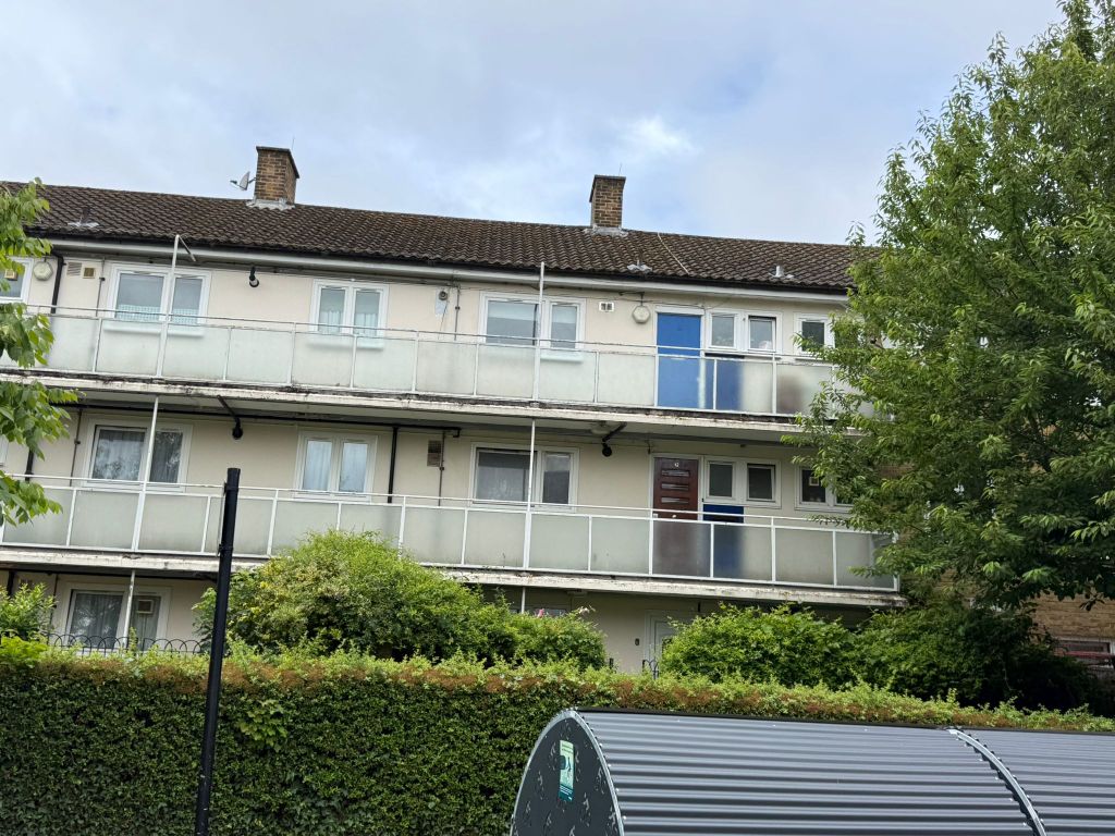 Property photo 1 of 12
