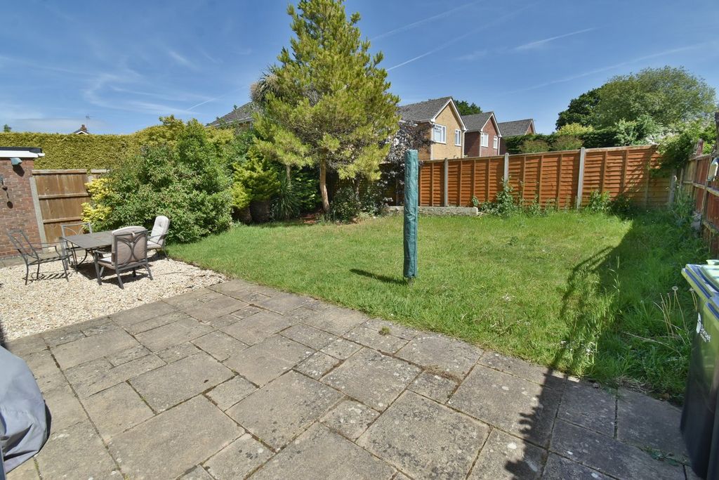 Property photo 2 of 15
