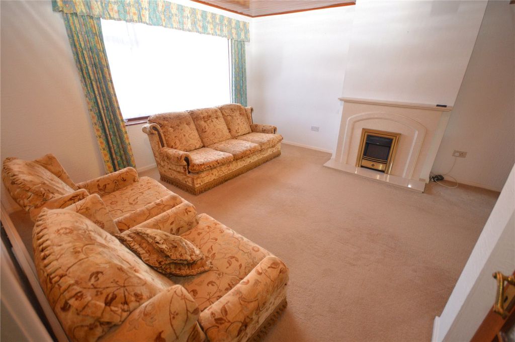Property photo 3 of 15 Picture No. 06