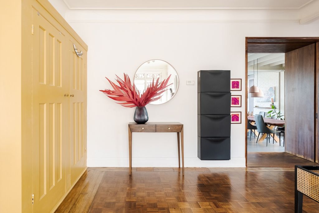 Property photo 3 of 37