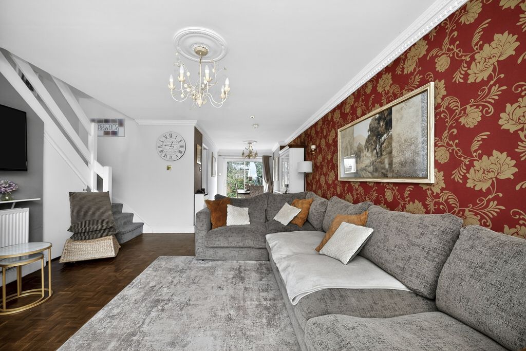 Property photo 3 of 20