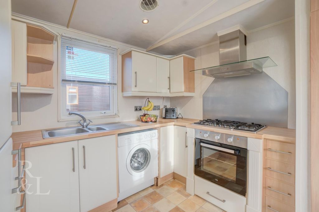 Property photo 3 of 15 Swainswood Lodges 39 (4).Jpg