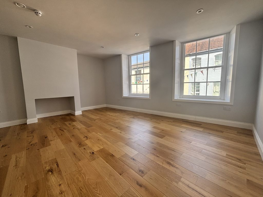 Property photo 3 of 6 Img_6902