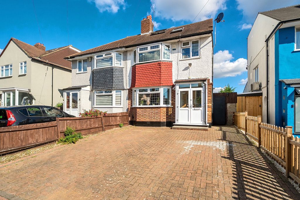 Property photo 1 of 18 1523666-3-6Ab282c...