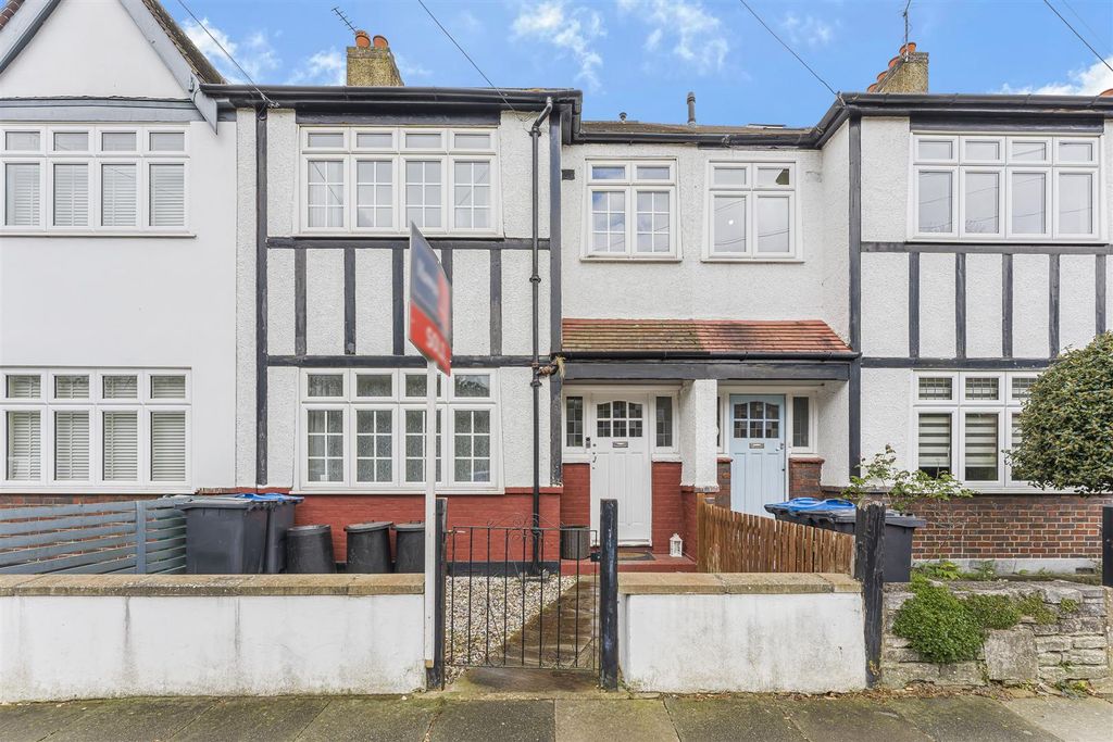 Property photo 1 of 12 External