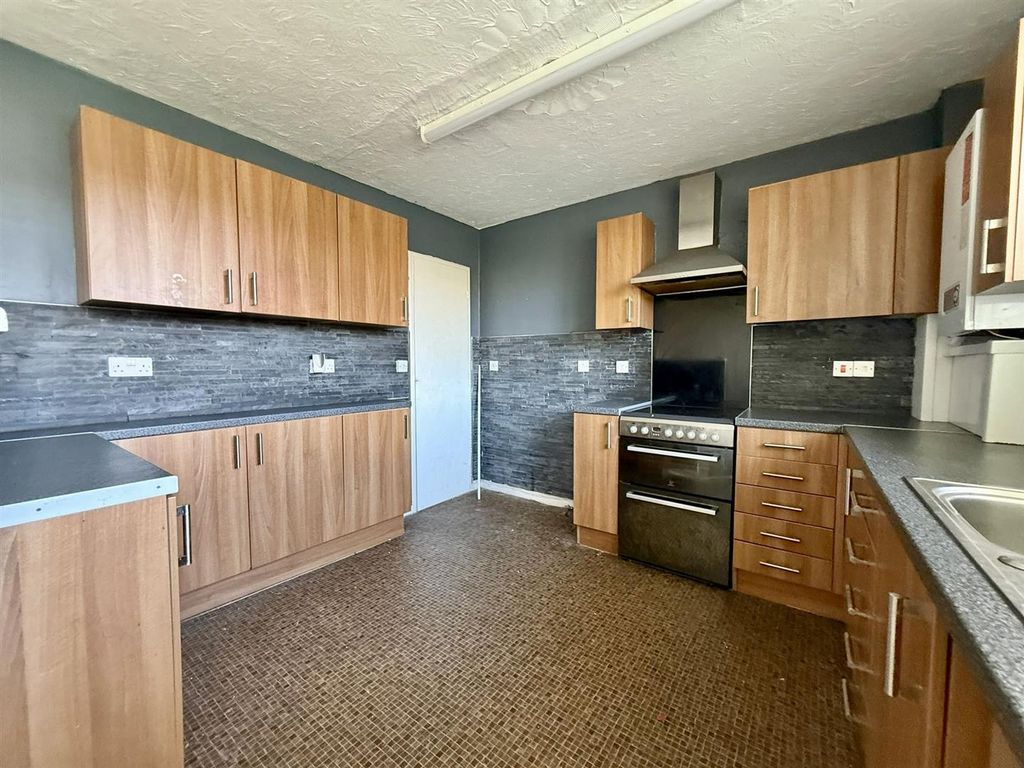 Property photo 2 of 11 Cb04Cab9-88B8-427d-Ab12-76B6E03Aa9A0.Jpg