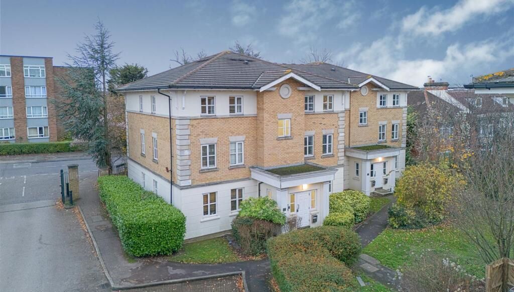 Property photo 1 of 6