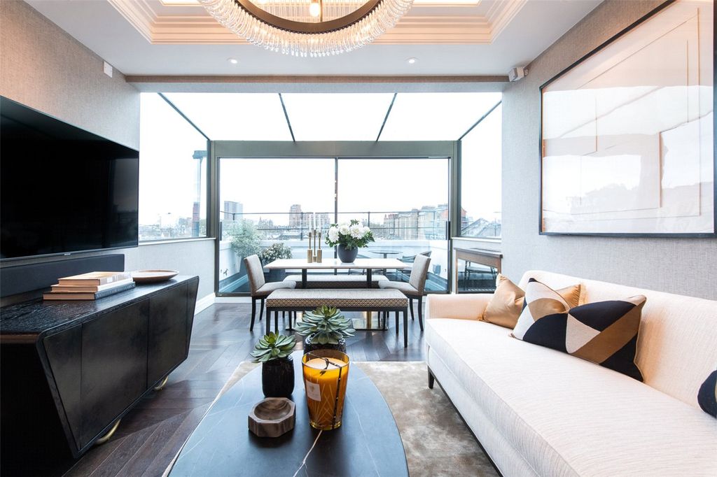 Property photo 2 of 12 Picture No. 03