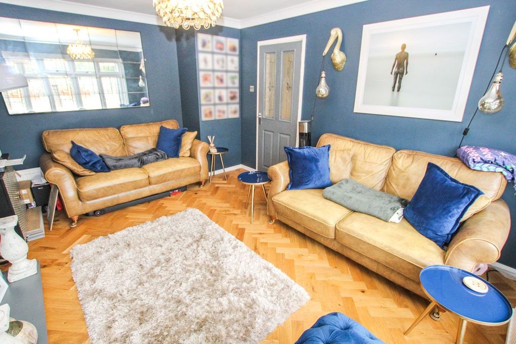 Property photo 3 of 29