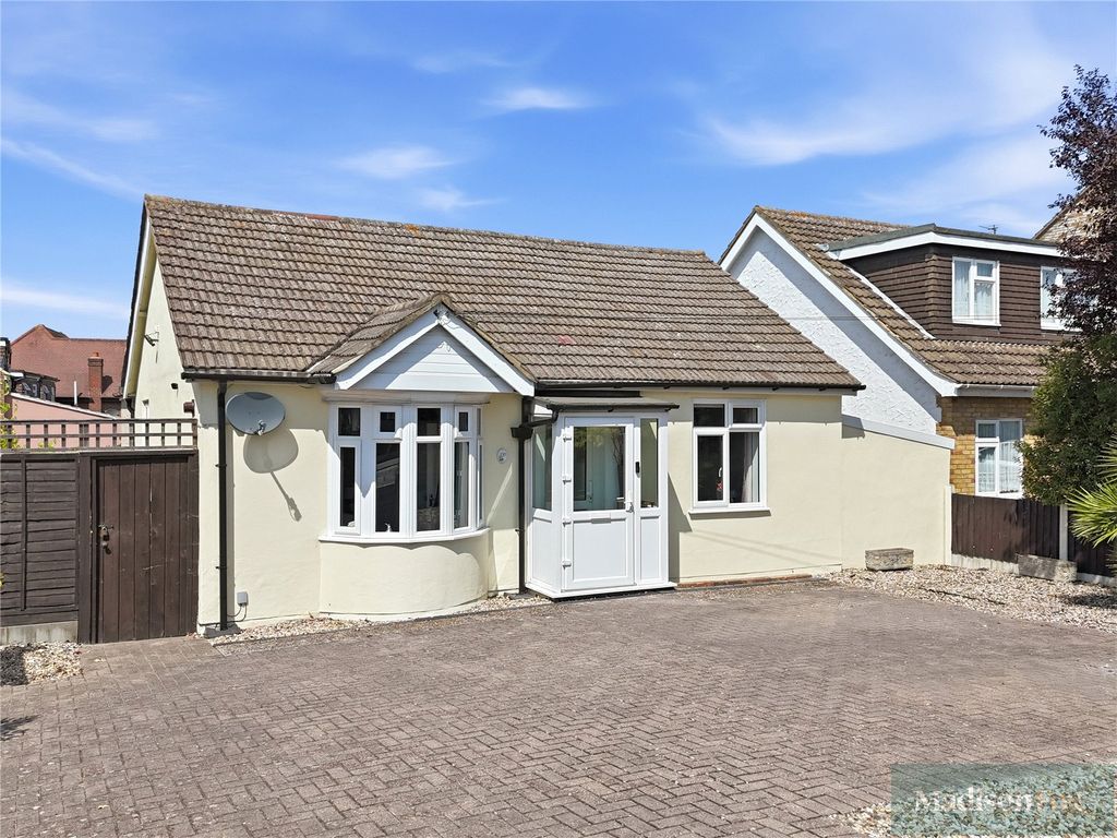 Property photo 1 of 30 Picture No. 04