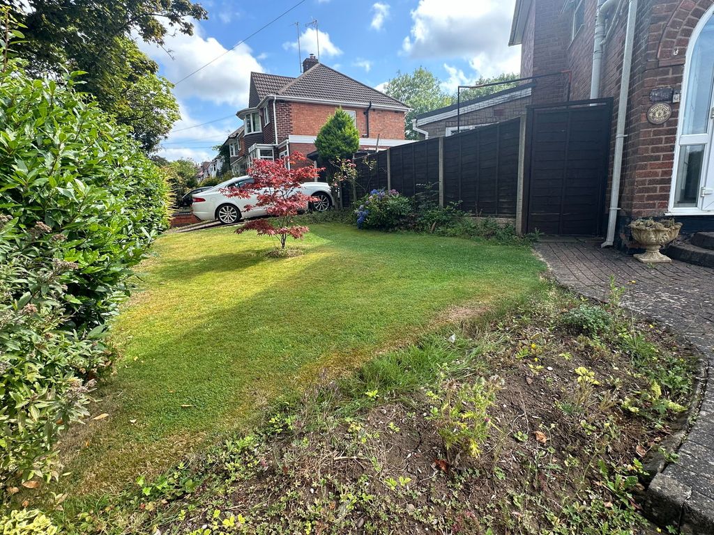 Property photo 2 of 13