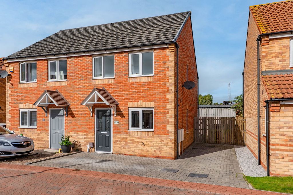 Property photo 1 of 26