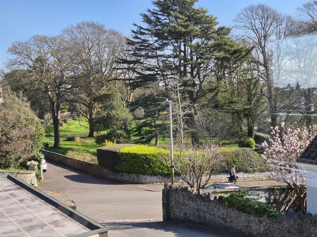 Additional image 8 of 2 bed flat for saleArundell Road, Weston-Super-Mare BS23