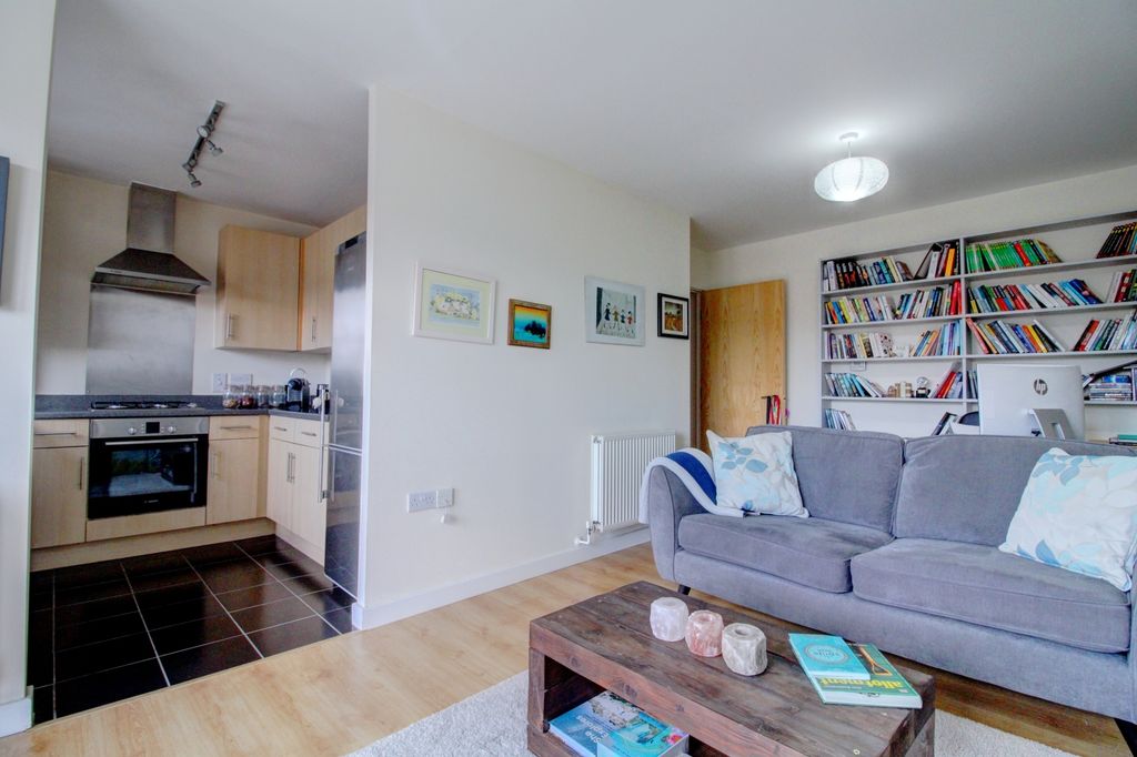 Property photo 2 of 13 Picture No. 05