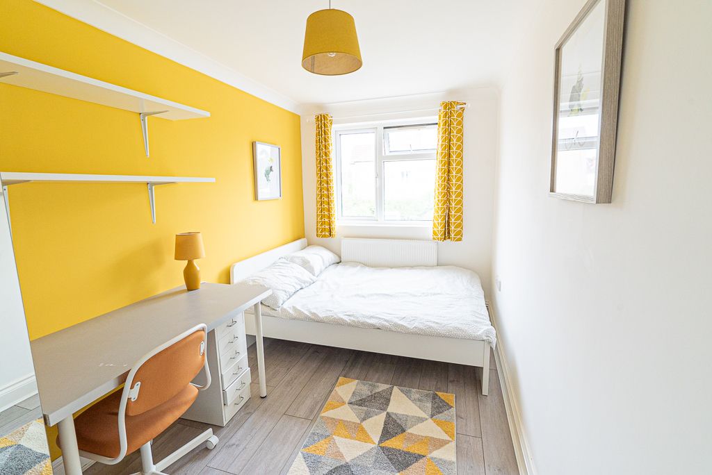 Property photo 2 of 7