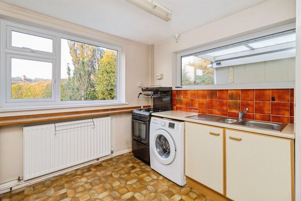 Property photo 3 of 24