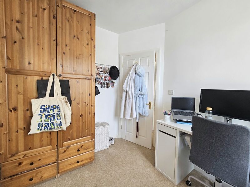 Property photo 3 of 11 3