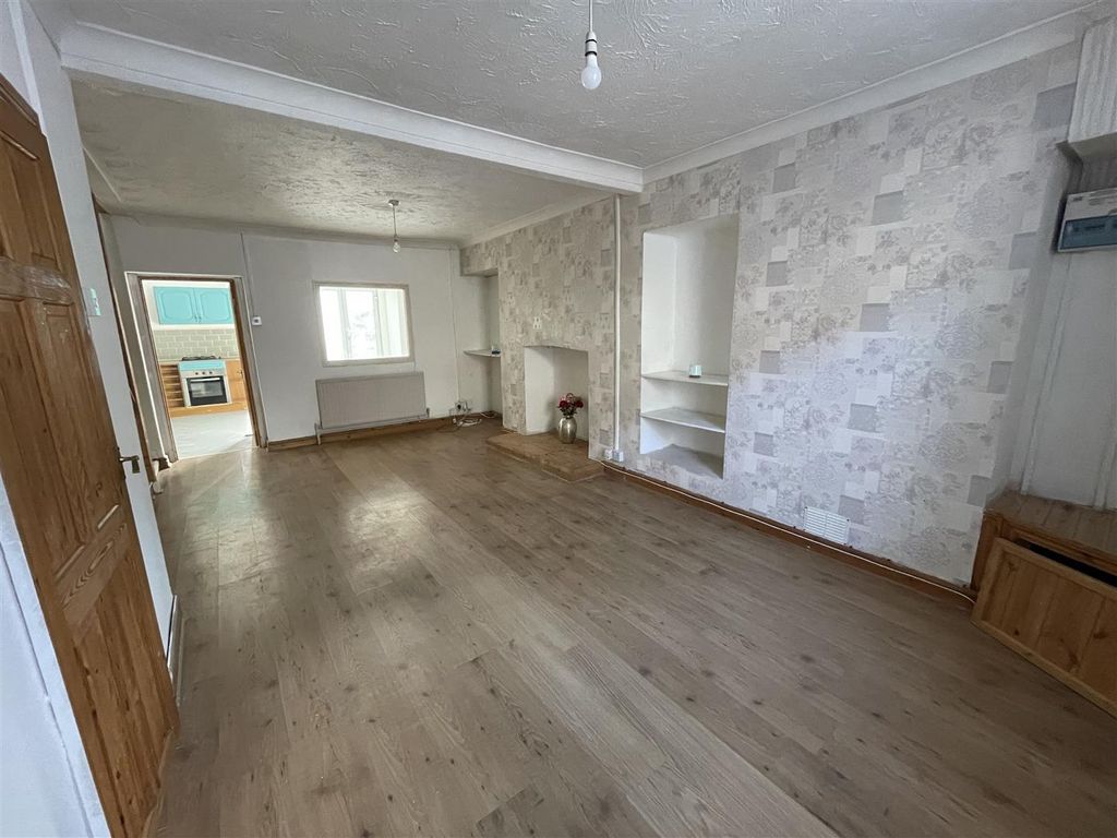 Property photo 3 of 16 Img_6071.Jpeg