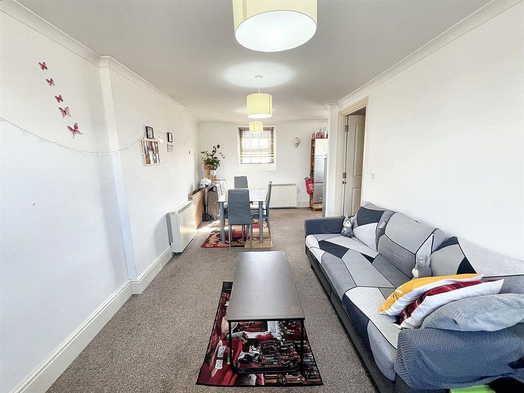 Property photo 3 of 9 Img_5437.Jpg