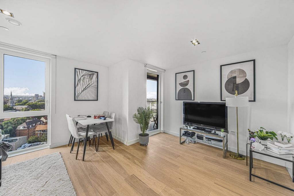 Property photo 1 of 11 Avantgarde Tower