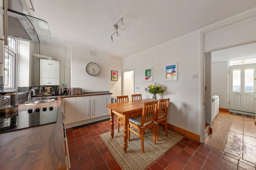 Property photo 2 of 12 094A9060