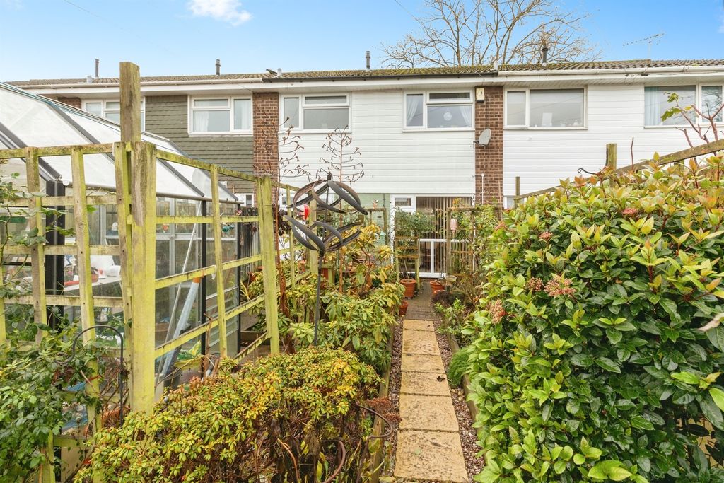 Property photo 3 of 16