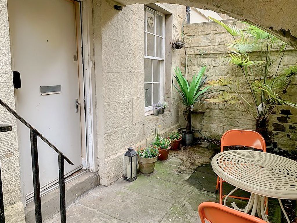 Property photo 3 of 13 13-2 Little St - Redone Small-12