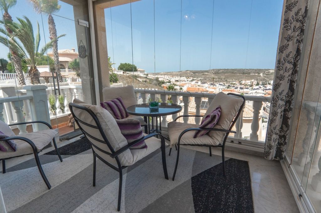 Property photo 3 of 20