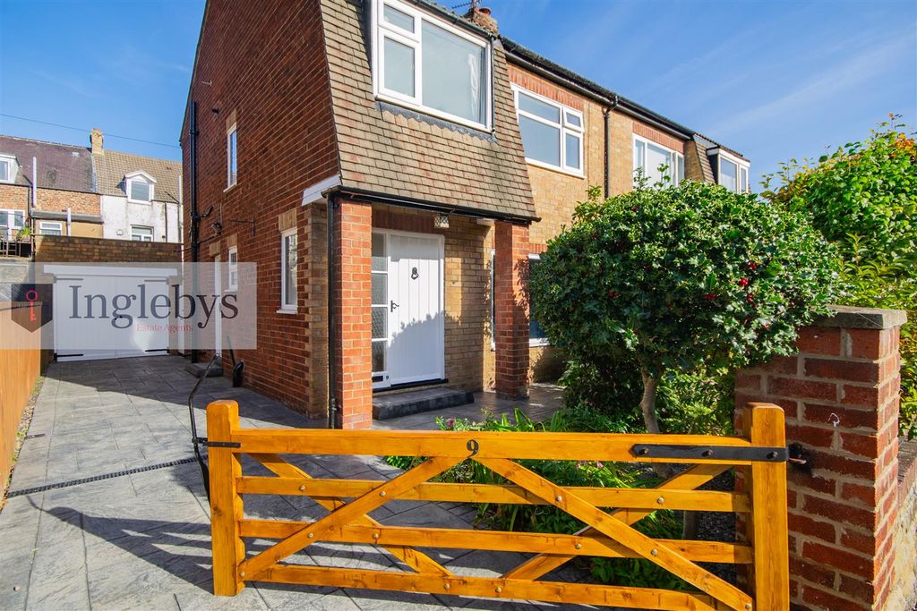 Property photo 1 of 27