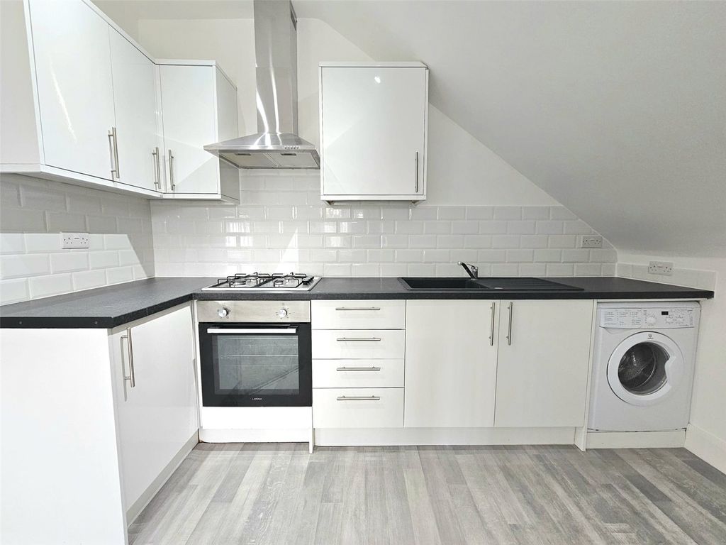 Property photo 2 of 8 Picture No. 08
