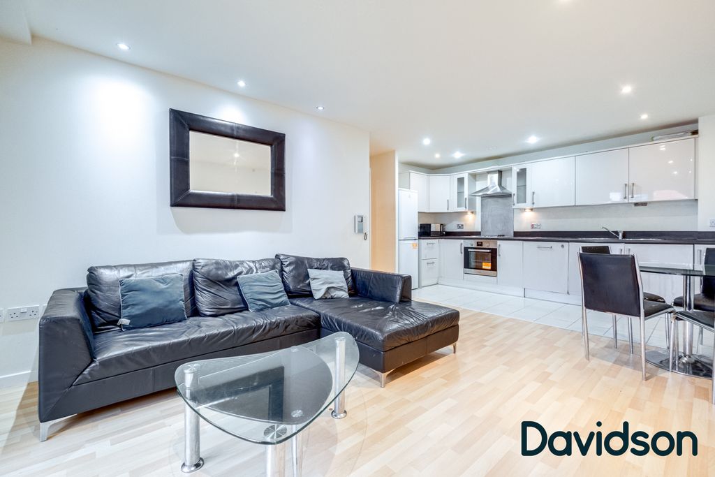 Property photo 3 of 14 Logo-4 (13)